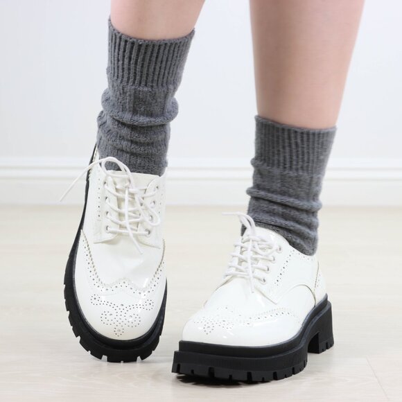 White Patent Brogue Loafers  Chunky Black Lug Sole Oxfords - Picture 15 of 16